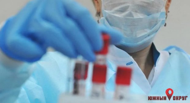 В Украине зафиксировано более тысячи людей с коронавирусом