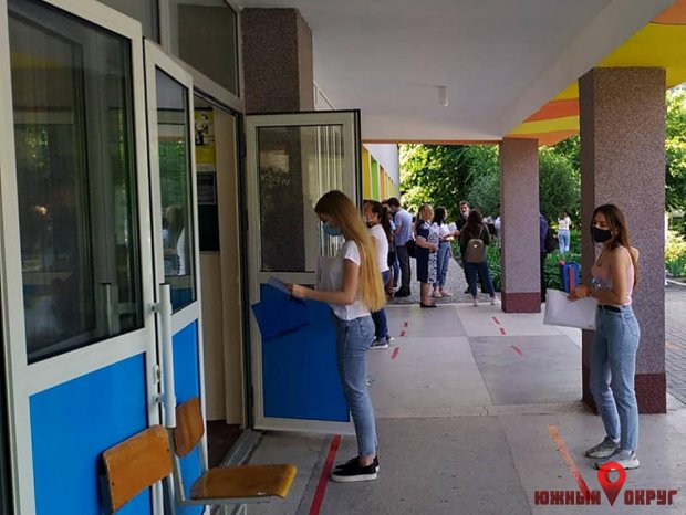 Абитуриенты Одесской области готовятся к ВНО по украинскому языку (фото)