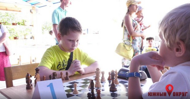 В Южном состоялся первый летний шахматный турнир (фото)