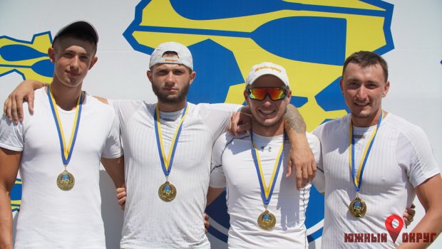 Южненские гребцы завоевали 15 медалей на молодежном чемпионате Украины (фото)