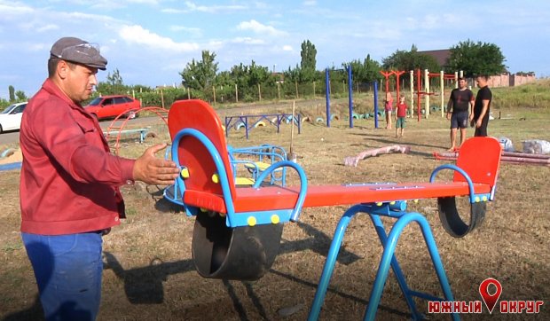 Общественная организация подарит детскую площадку для села Виноградное (фото)