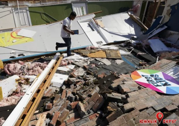 Ураган “Лаура‟: в штате Луизиана есть погибшие, разрушены дома, перевернуты самолёты