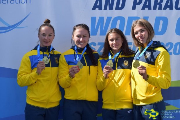 Экипаж сборной Украины — победитель Кука мира (Анастасия Тодорова — вторая слева).
