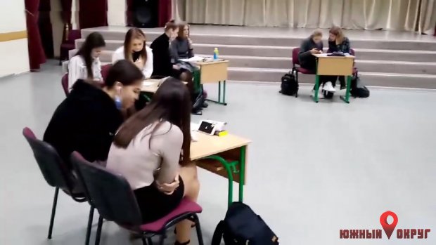 Ученики второй южненской школы приняли участие в онлайн-дебатах (фото)