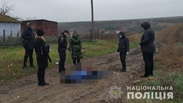 Полицейские задержали подозреваемых в убийстве таксистки из Одесской области (фото)
