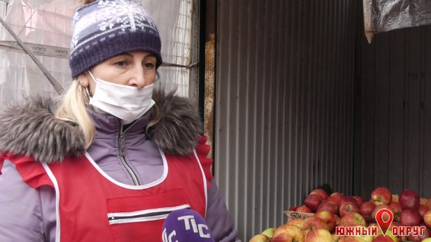 Татьяна, продавец овощей и фруктов.