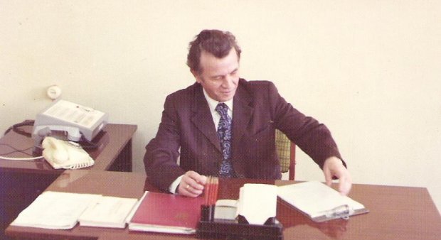 Анатолий Васильевич Скориченко, директор ОПЗ (1978 г.).
