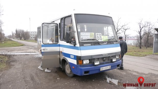 Водители маршрутных такси отказываются ездить в Новые Беляры (фото)
