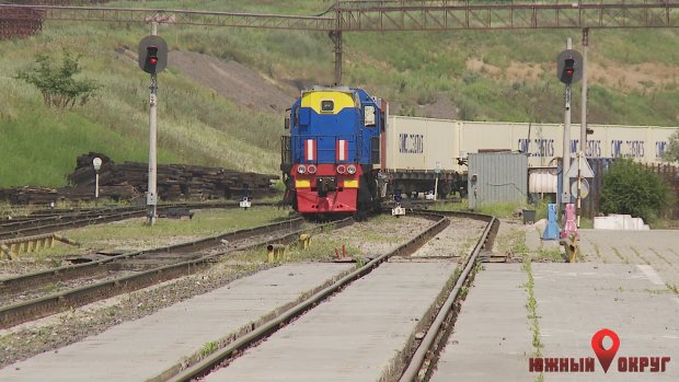 Укрепление экономического сотрудничества Украины и КНР: на ТИСе встретили первый прямой контейнерный поезд из Китая (фото) 