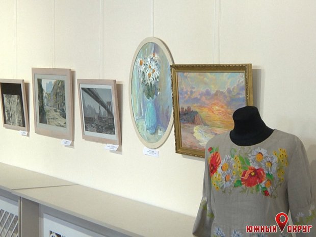 Южненцы представили родной город на выставке “Калейдоскоп искусств Южного‟ в Одессе (фото)