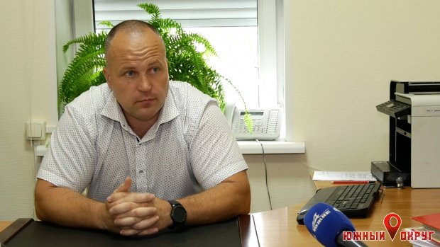 Дмитрий Калашник, руководитель Южнеского центра предоставления административных услуг.