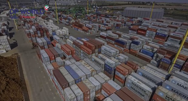 Как работает контейнерный терминал ТИСа (фото)
