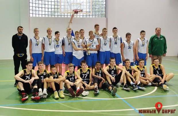 Баскетболисты “ЮДЮСШ-Химик‟ выиграли “серебро‟ в турнире “Одесская осень‟