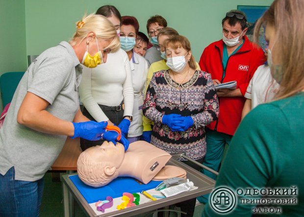 Сотрудники медцентра АО “ОПЗ‟ прошли тренинг по оказанию экстренной помощи (фото)