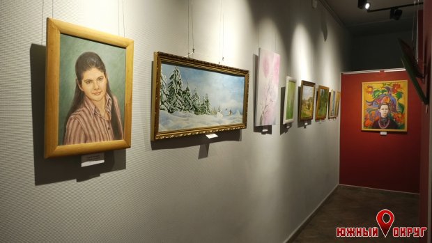 Выставку “Времена года‟ открыли в Южненской художественной галерее (фото)