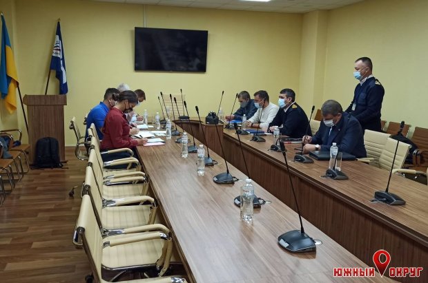 АМПУ: делегация международной программы оценила антитеррористические мероприятия в портах Украины (фото)