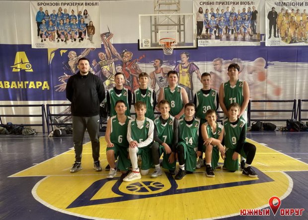 Команда баскетболистов “ЮДЮСШ-Химик-09‟ завоевала три победы на выезде