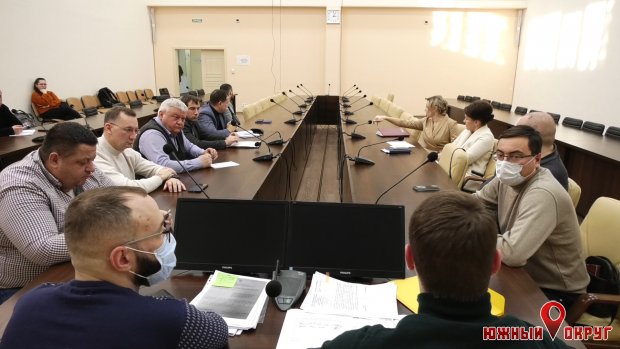 Южненские депутаты обсудили провалы на отреставрированном проспекте Мира (фото)